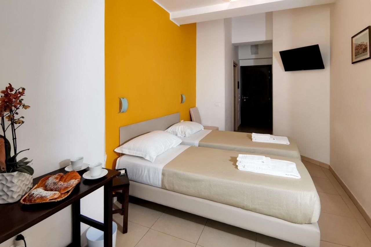 Hotel Poetto Cagliari Kültér fotó